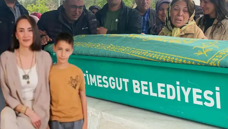 Merve Öğretmen Ve Oğluna Gözyaşlarıyla Veda Etti: Duygusal Anlar