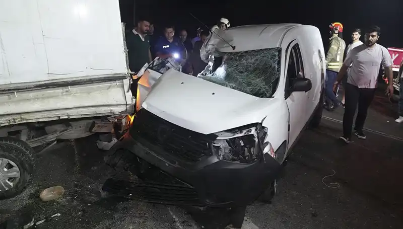 İstanbul'da Korkunç Kaza: Üç Kişi Yaralandı, Olayın Ayrıntıları Şaşkınlık Yarattı