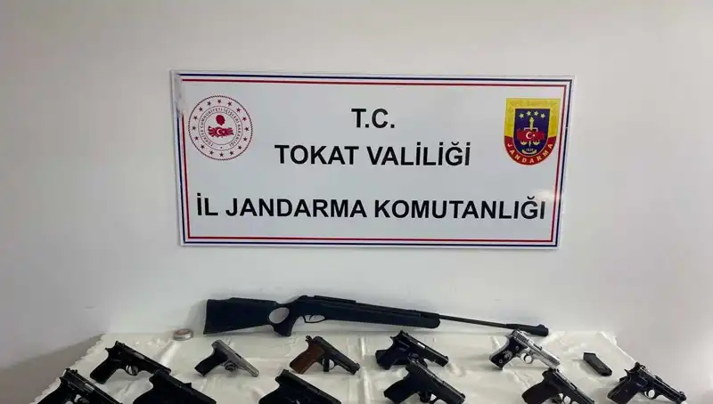 Tokat’ta Kaçak Silah Operasyonu: İki Şüpheli Yakalandı