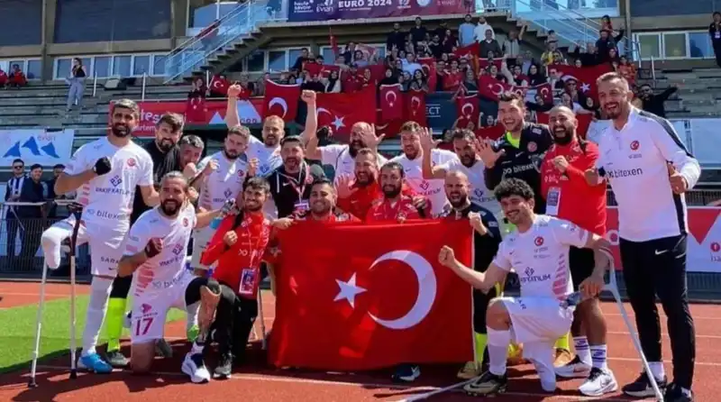 Engelleri Aşan Ampute Futbol Takımı, Şampiyonluktan Şampiyonluğa Koşuyor!