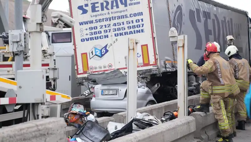 Bayram Tatilinde Trafik Kazalarında Üzücü 72 Ölüm Gerçekleşti