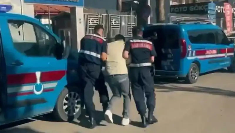 10 İlde Suç Çetelerine Büyük Darbe: 74 Gözaltı Kararı