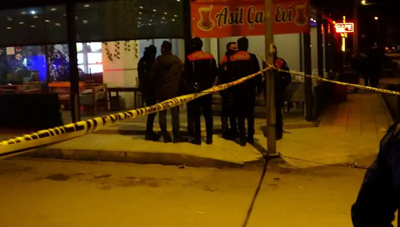 Kahvehane Tartışması Küfürle Başladı, Kurşunlarla Sonuçlandı!