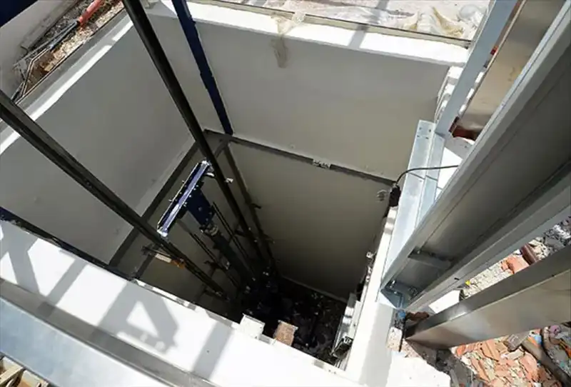 İstanbul’da Korkunç Asansör Faciası: Hayatını Kaybeden Bir Kişi