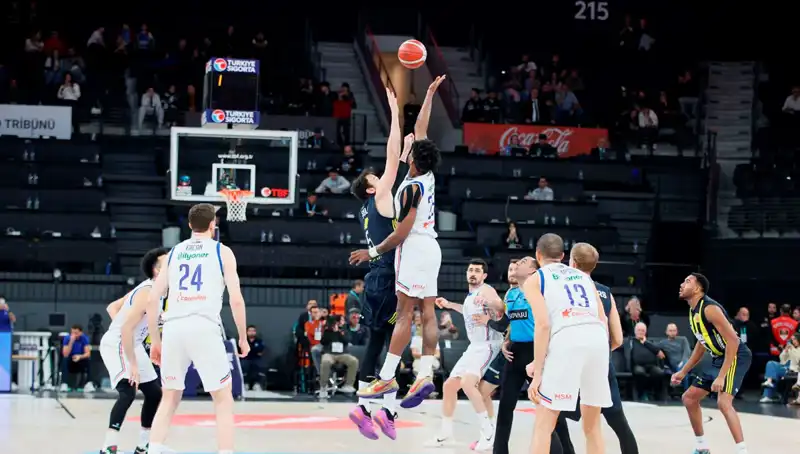 Euroleague'de Playoff Heyecanı Başlıyor: Takımlar ve Favoriler Kimler?