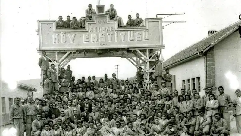 17 Nisan: Köy Enstitüleri'nin Kuruluş Yıldönümünde Anlamlı Gelişmeler