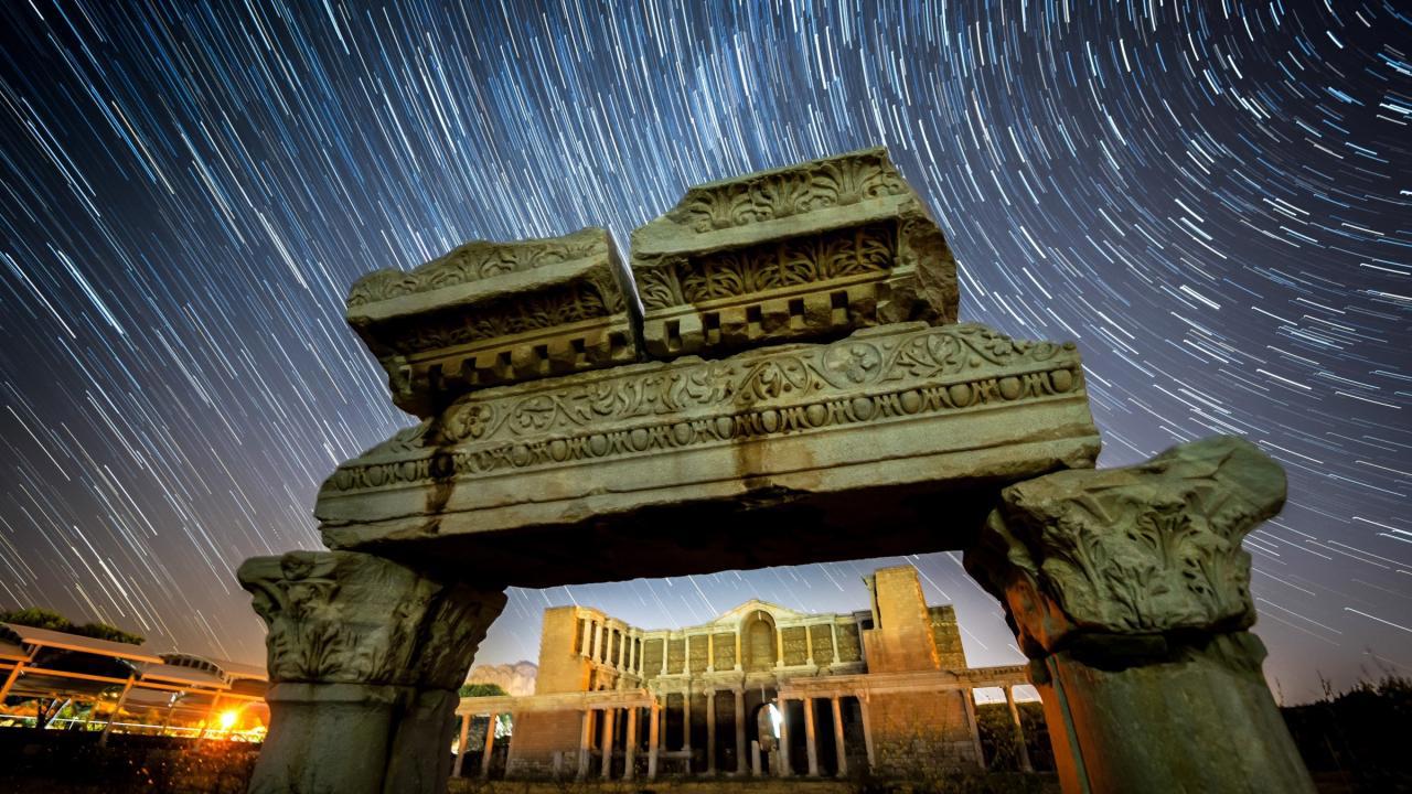Bu gece başlayacak meteor yağmuru heyecanla bekleniyor!
