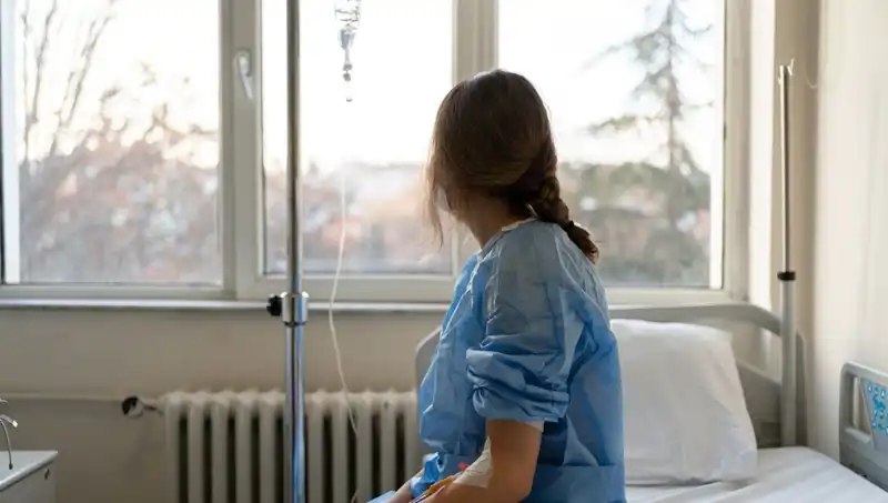 27 Yaşındaki Kadının Meme Kanseri Hikayesi: Doktorları Yanılıyor Muydu?