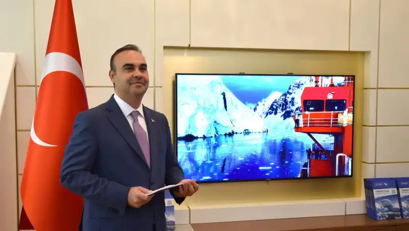 Türkiye, Antarktika'da Bilim Üssü Kurarak Kutup Araştırmalarına Kapı Açıyor