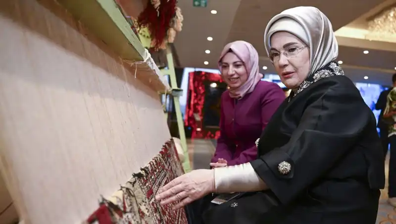 Emine Erdoğan'ın Halısı Açık Artırmada Satıldı: Geliri Depremzedelere Umut Olacak