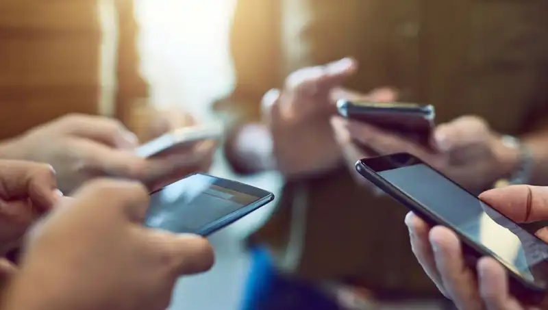 Oppo A5 Pro 4G: Uygun Fiyatta Dayanıklı Bir Akıllı Telefon Tanıtıldı