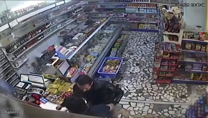 Cezaevi Firarisi Markette Bıçak ve Mermerle Dehşet Saçtı