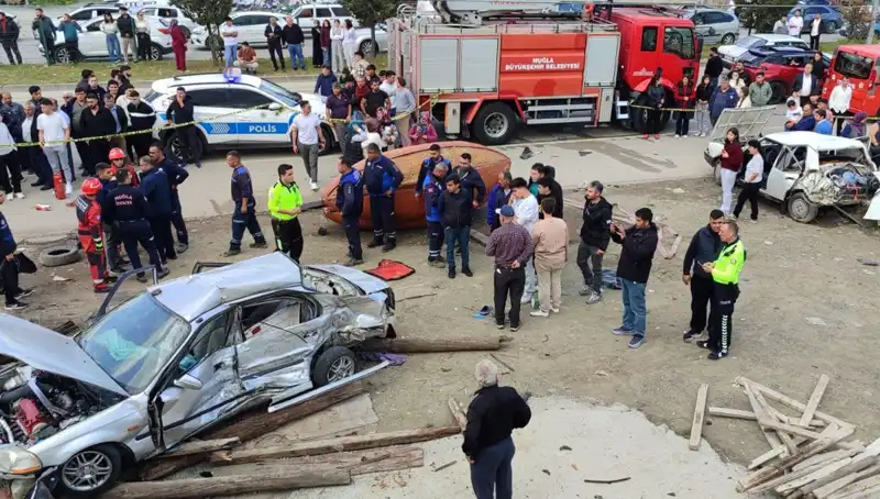 Bayram Neşesi Yerini Acıya Bıraktı: 11 Can Gitti, 18 Yaralı