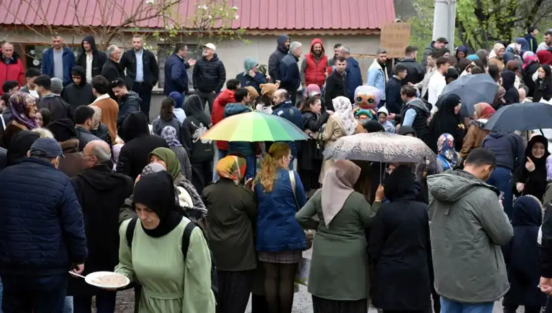 Gelenekten Geleceğe: 12 Bin Kişiyle Bayram Coşkusu