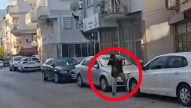 İzmir'de Göz Göze Gelen Saldırganla Secer Çatışma Anlarının Detayları