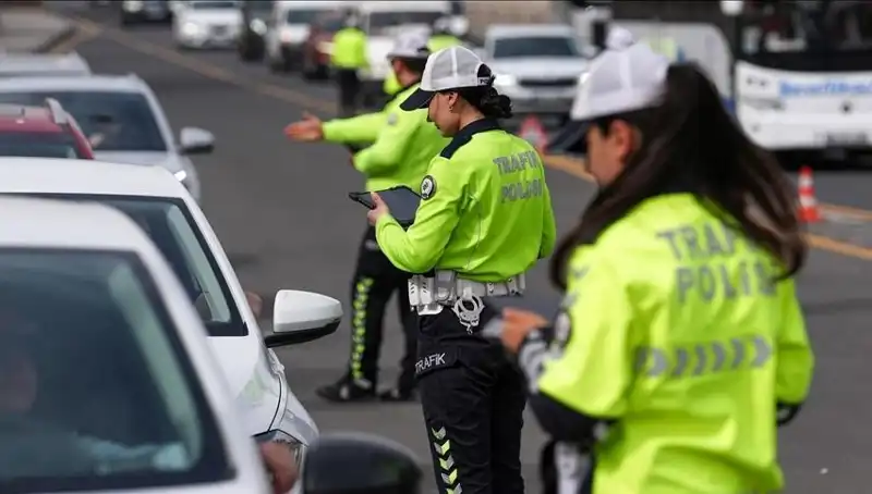 Son Bir Haftada Trafikte Binlerce Sürücüye Yazılan Cezalar Şok Etti
