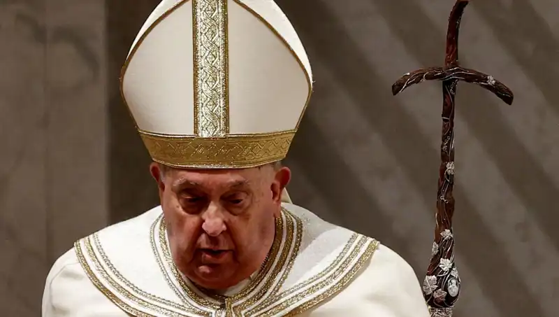 Vatikan Tetikte: Papa Francis'in Hastanede Geçirdiği Günler Neler Anlatıyor?