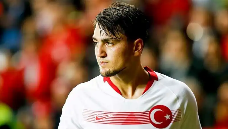 Beşiktaş, Milli Futbolcuyla Anlaşmak İçin İlk Adımları Attı