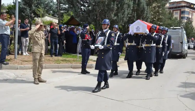 Şehit Gözyaşlarıyla Uğurlandı: Son Veda Törenine Büyük Katılım