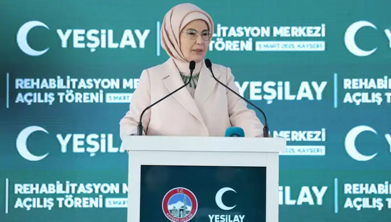 Emine Erdoğan'dan Bağımlılıkla Mücadelede Güçlü Mesajlar