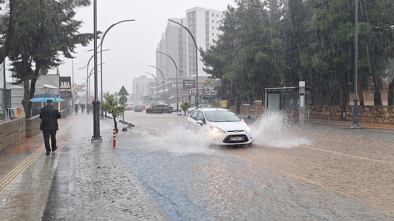 17 İl İçin Turuncu ve Sarı Uyarılar Verildi