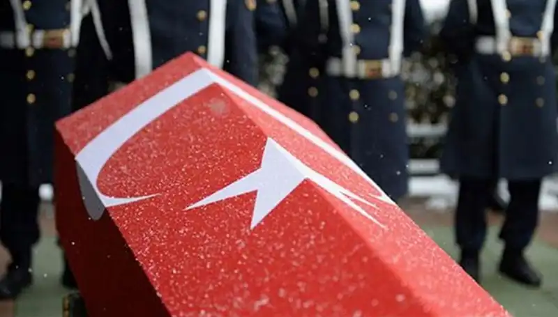 Pençe Kilit Operasyonu'nda Yaralanan Askerimiz Şehit Oldu: Ulusa Taziye Mesajları