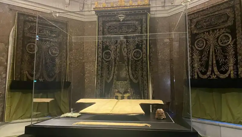 Hırka-i Şerif Ziyarete Açılıyor: Kutsal Mirasın Yeniden Fark Edilişi