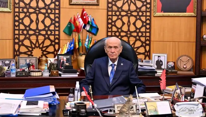 Devlet Bahçeli: Erken Seçim İhtimali ve Siyasi Senaryolar