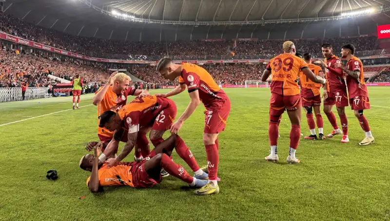 Galatasaray Şampiyonluk İçin Son Maçta 1 Puanı Hedefliyor