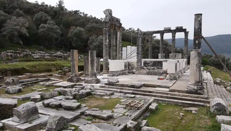 Zeus Tapınağı’nın Restorasyonunda Tarihi Bir Dönüm Noktası Yaşanıyor