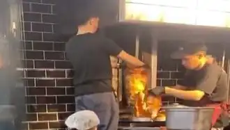 Pişmiş Tavuk Dönerin Üzerine Çiğ Et Koymak: Üzerine Başlatılan İnceleme Detayları