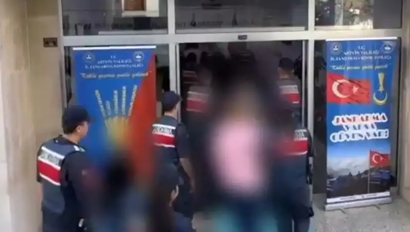 30 İlde FETÖ’ye Yönelik Dev Operasyon: 65 Kişi Tutuklandı