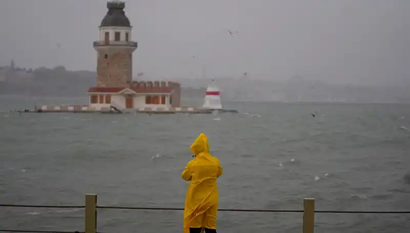 İstanbul için Kritik Tarih: Bahar Havası Ayrılıyor, Kış Geliyor