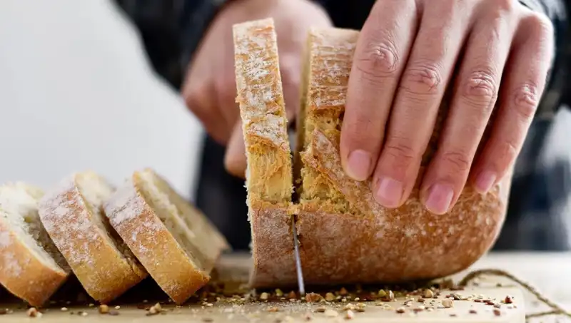 Kızarmış Ekmek mi Taze Ekmek mi? Sağlık Açısından Hangisi Tercih Edilmeli?