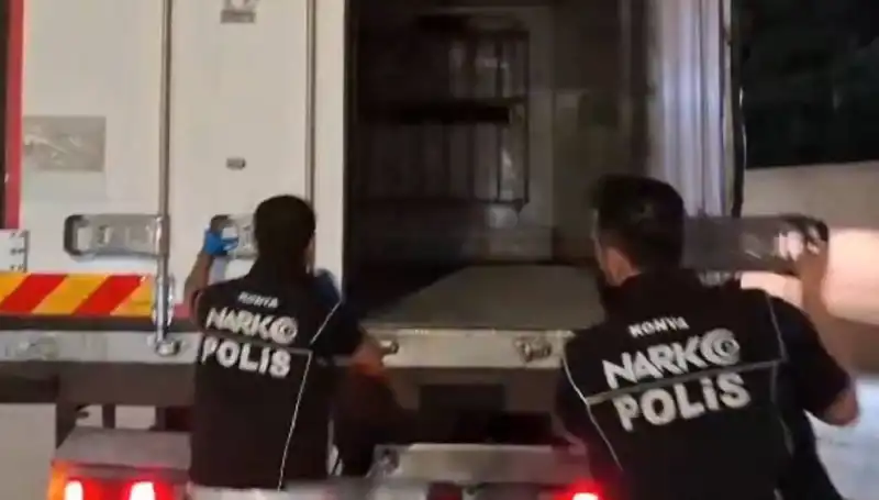 Konya'da Uyuşturucu Operasyonunda Şok Gelişmeler! Dört Şüpheli Yakalandı