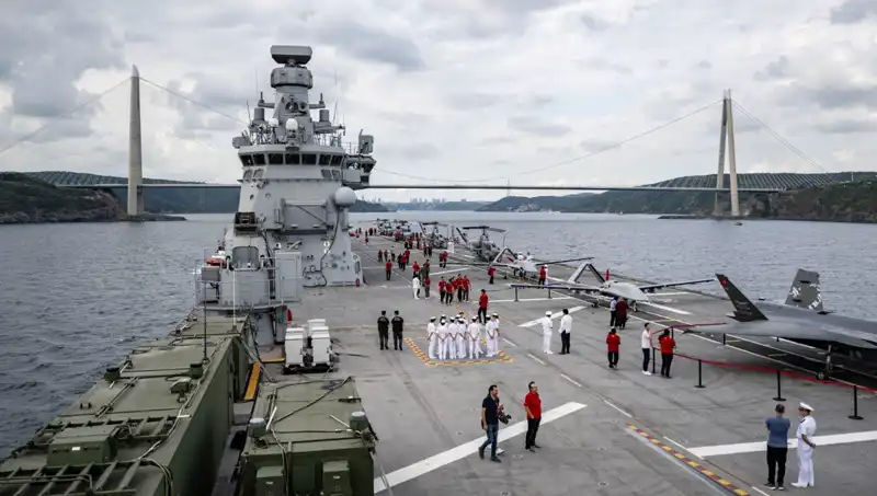 TCG Anadolu, Sarayburnu’ndan Ayrılarak Yeni Görevine Başladı