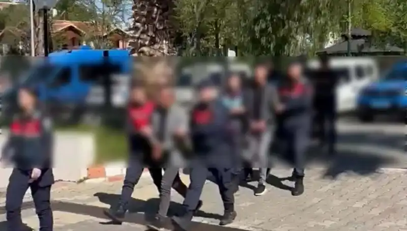 Aydın'da Kan Donduran Olay: Gasptan Sonra Benzinle Yakmaya Çalıştılar!