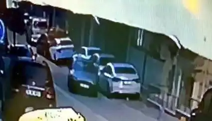 Esenyurt'ta Park Halindeki Araçlara Çarpıp Kaybolan Şoför Aranıyor