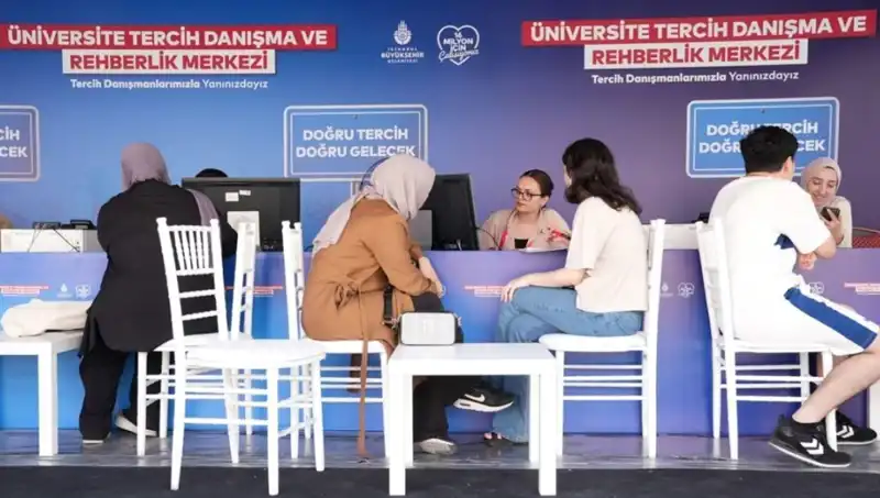 İstanbul’da Üniversite Tercih Rehberliği Sunan 24 Yeni Merkez Açıldı