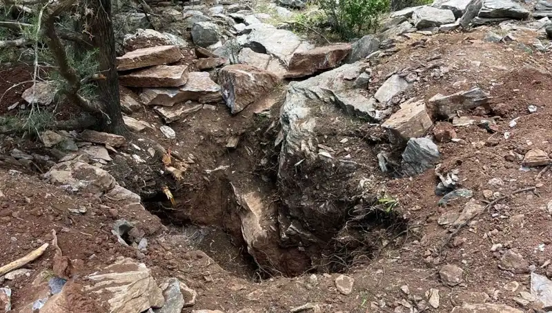 Eski Vali ve Emekli Albay Define Ararken Yakalandı, Şok İddialar Ortaya Çıktı!