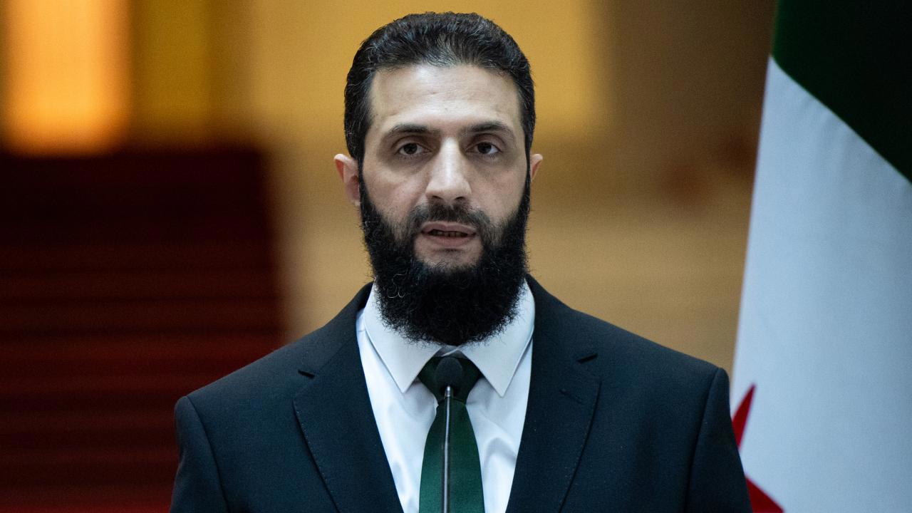 Suriye'deki Yeni Yönetim Lideri Şara, 2 Yılda 14 Milyon Suriyeli Ülkesine Dönecek
